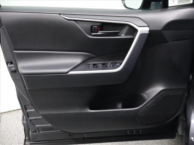 2025 Toyota RAV4 LE:D13897