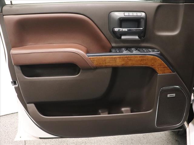 2017 Chevrolet Silverado 1500 High Country:D13466