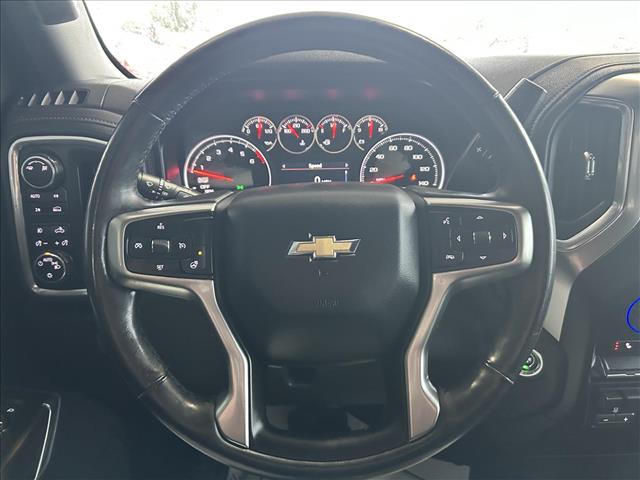 2019 Chevrolet Silverado 1500 LT:D14082