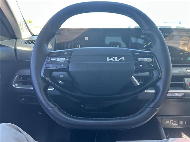 2025 Kia K4 EX:D14105