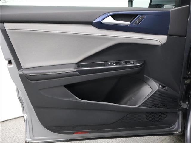 2024 Volkswagen Taos SE 4Motion:D13975