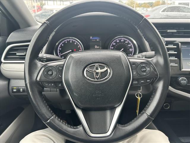 2018 Toyota Camry SE:D14049A