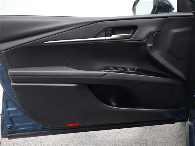2025 Toyota Camry:D14011