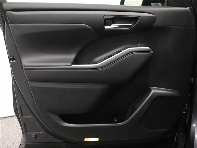 2024 Toyota Highlander XLE:D13429