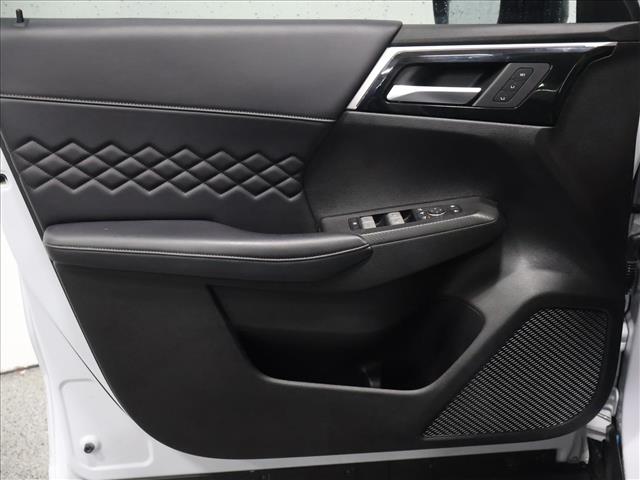 2024 Mitsubishi Outlander SEL Black Edition:D13761