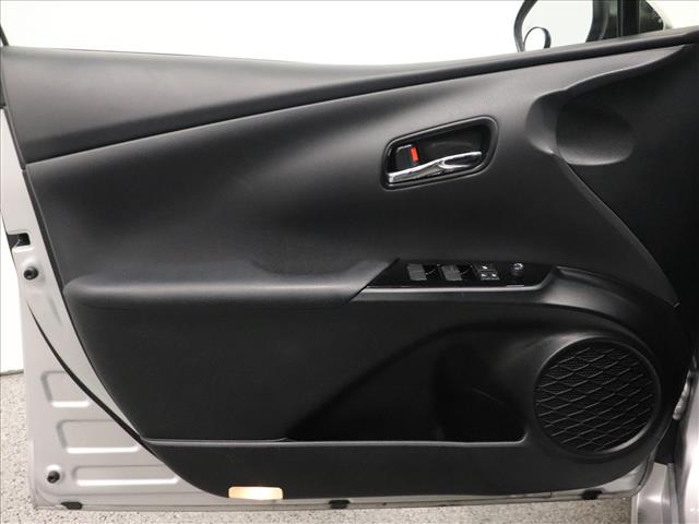 2021 Toyota Prius:D13451