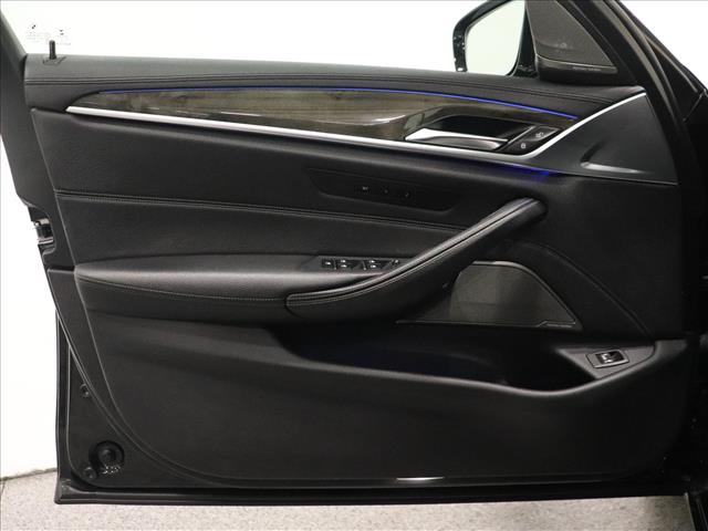 2018 BMW 5 Series 530i xDrive:D13459