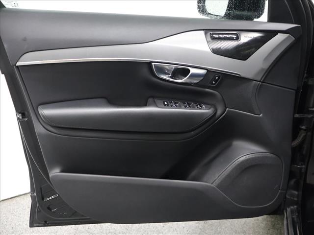 2021 Volvo XC90 T5 Momentum:D14010