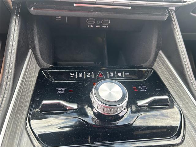 2024 Jeep Wagoneer Series III:D13729