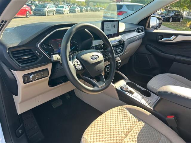 Photo of 2021 Ford Escape Hybrid SE in Iowa City, IA - 13,  2021 Ford Escape Hybrid SE:D13176