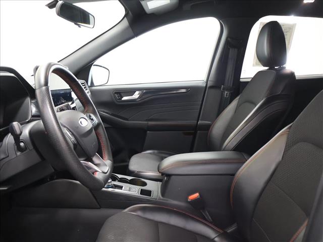 2024 Ford Escape Hybrid ST-Line Select:D13776