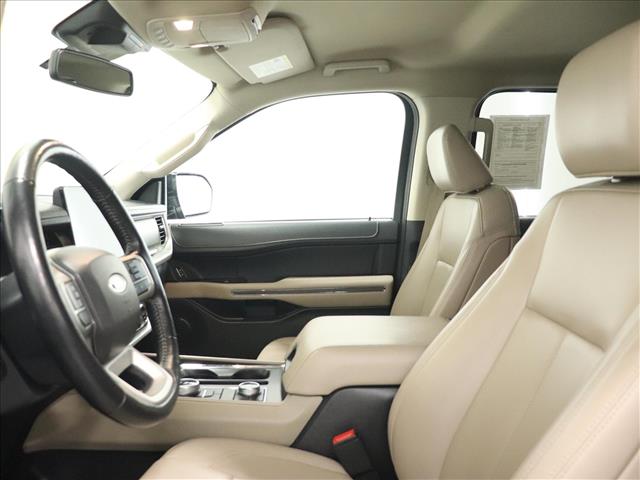 2023 Ford Expedition MAX XLT:D13483