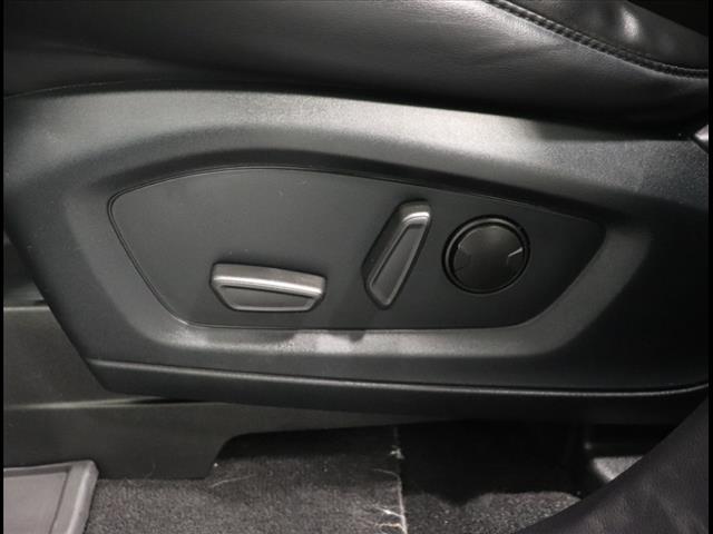 Photo of 2022 Ford Explorer XLT in Iowa City, IA - 13,  2022 Ford Explorer XLT:D12889