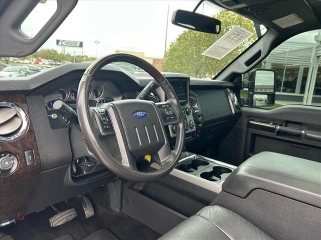 Photo of 2015 Ford F-350 Super Duty Platinum in Iowa City, IA - 13,  2015 Ford F-350 Super Duty Platinum:D13285