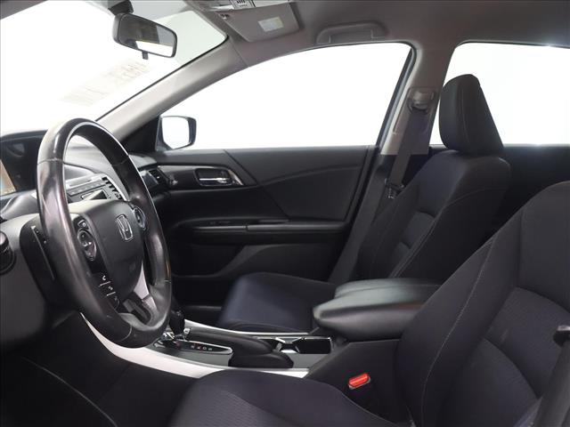 2015 Honda Accord Sport:D13807