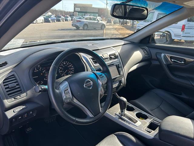 2015 Nissan Altima 3.5 SL:D13575