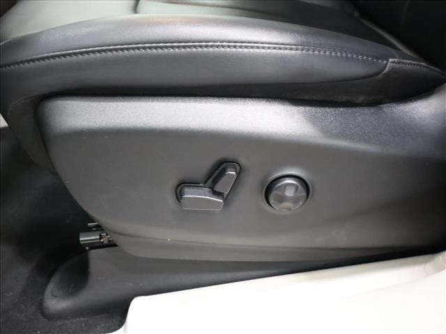 2024 Chrysler Pacifica Touring L:D13895