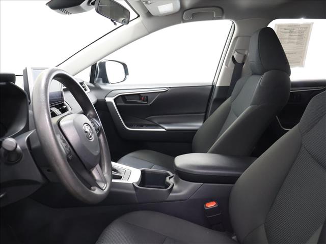 2025 Toyota RAV4 LE:D13897