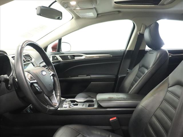 2018 Ford Fusion SE:D13678