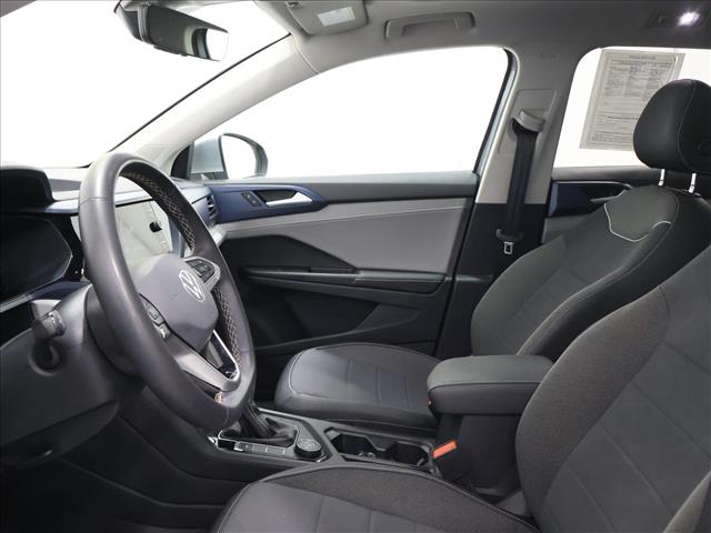 2024 Volkswagen Taos SE 4Motion:D13975