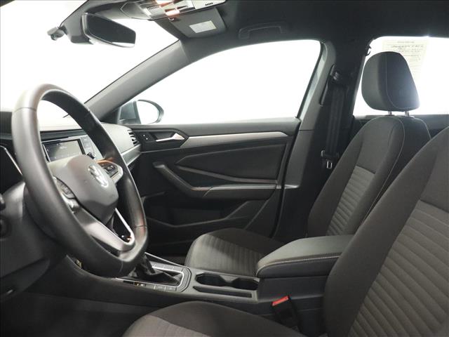 2024 Volkswagen Jetta Sport:D13493