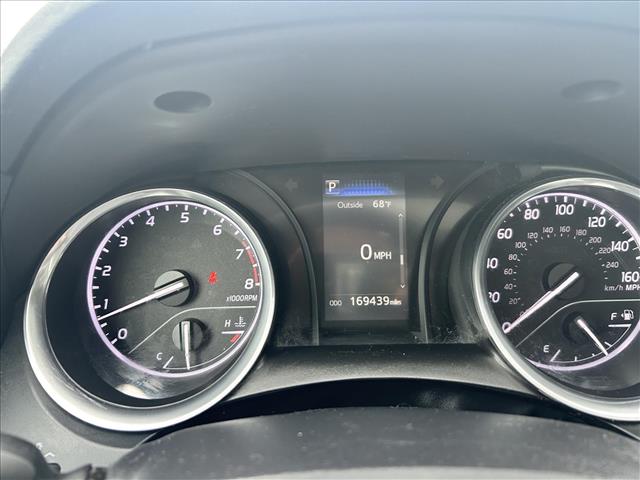 2018 Toyota Camry SE:D14049A