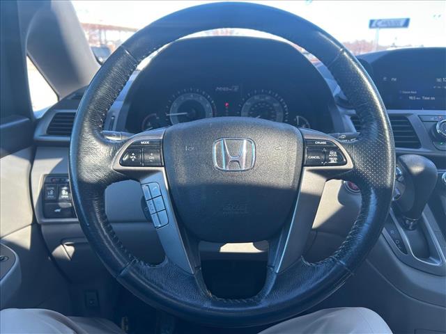 2016 Honda Odyssey:D13274A