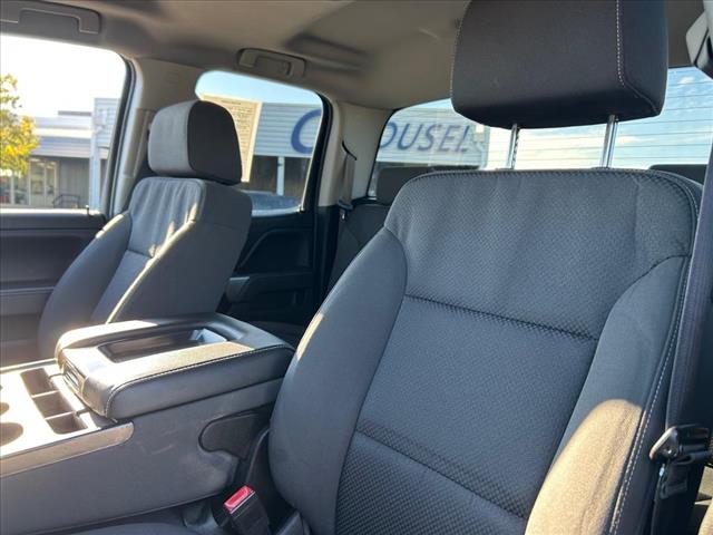 Photo of 2018 Chevrolet Silverado 1500 LT in Iowa City, IA - 14,  2018 Chevrolet Silverado 1500 LT:D13288