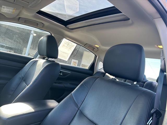 2015 Nissan Altima 3.5 SL:D13575