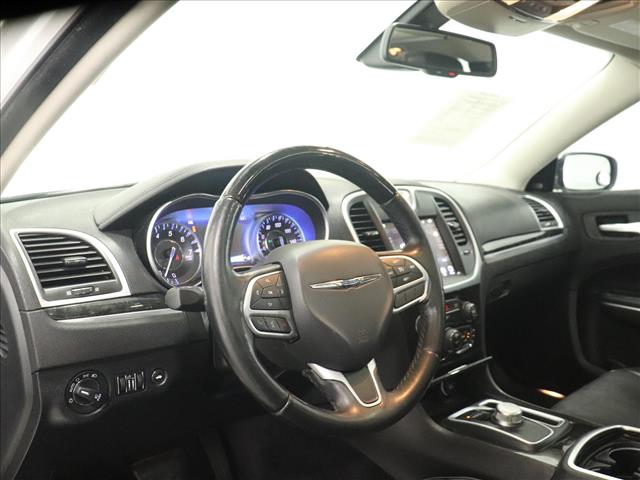 2017 Chrysler 300 C:D13838