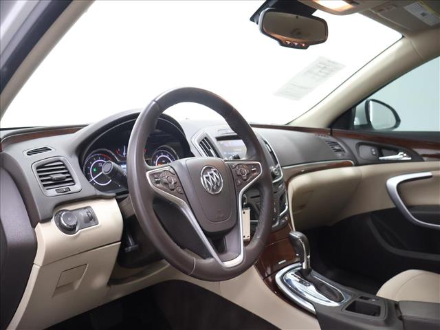 2016 Buick Regal Sport Touring:D13691