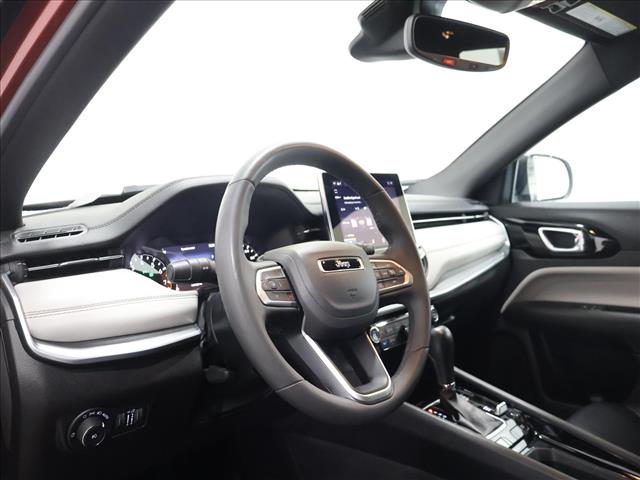 2025 Jeep Compass Limited:D13688