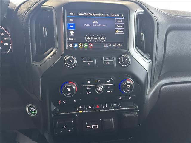 2019 Chevrolet Silverado 1500 LT:D14082