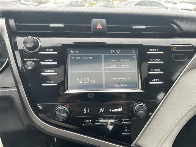 2018 Toyota Camry SE:D14049A