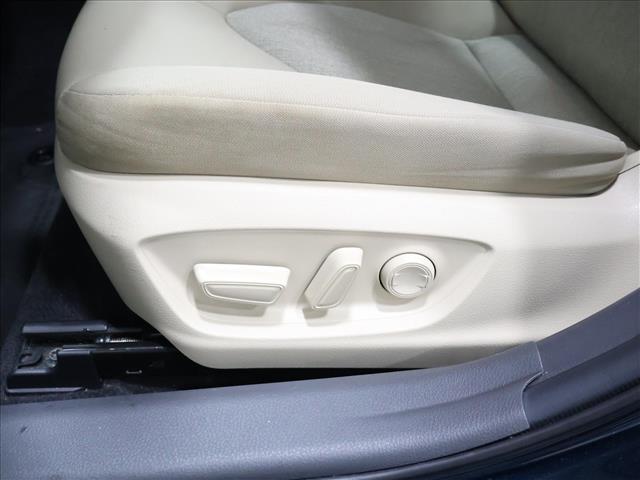 2021 Toyota Camry Hybrid LE:D14031