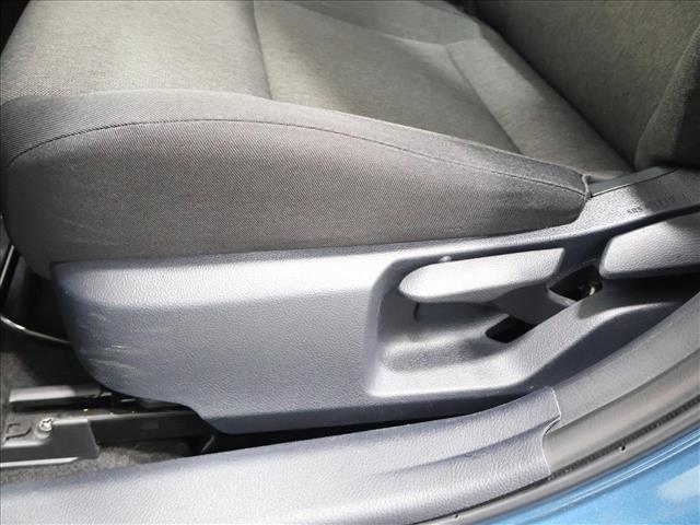 2025 Toyota Camry:D14011