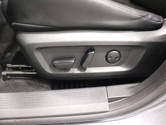 2023 Nissan Rogue SV:D13523