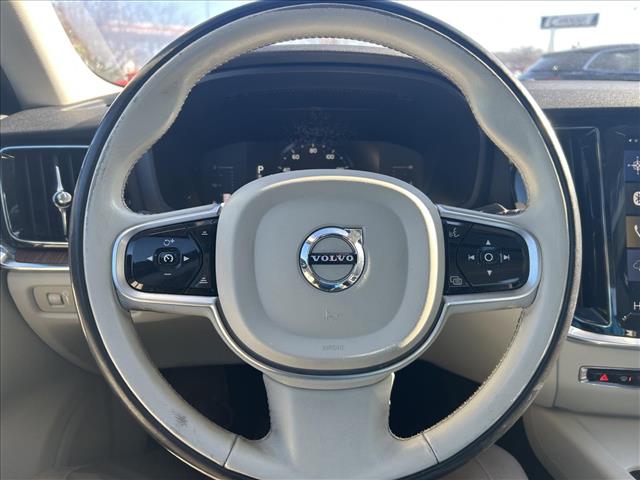 2019 Volvo S60 T6 Momentum:D13604