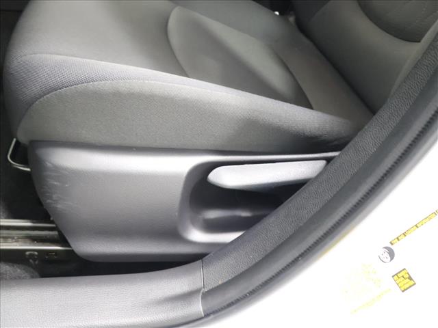 2022 Toyota Corolla LE:D13982