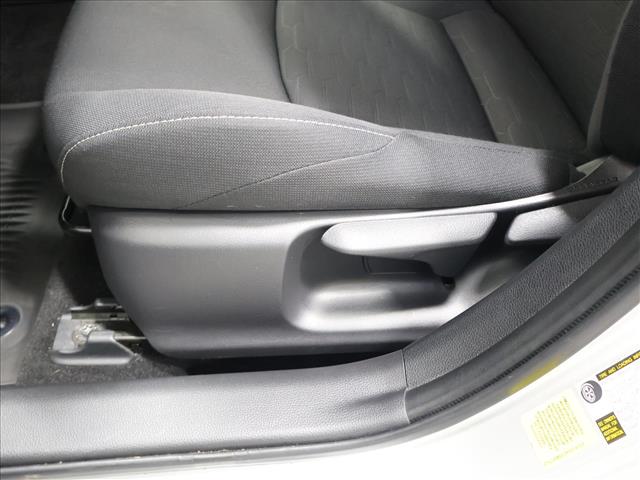 2024 Toyota Corolla Hatchback SE:D13943