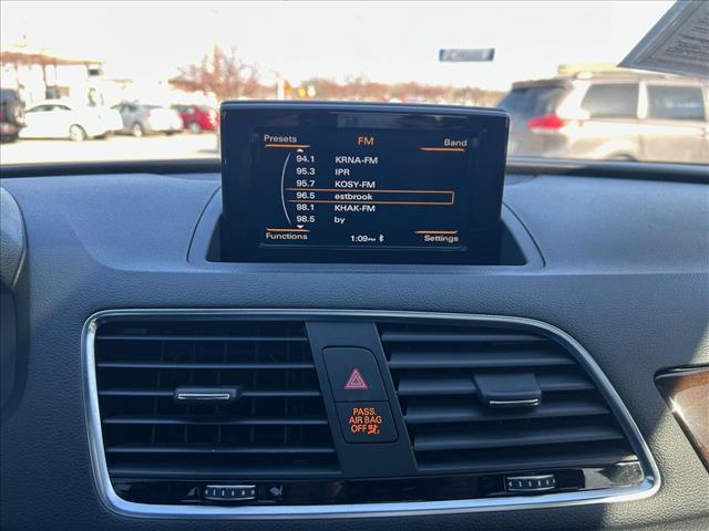 2017 Audi Q3 2.0T quattro Premium Plus:D13504