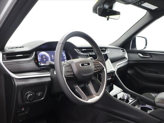 2025 Jeep Grand Cherokee Altitude:D13699