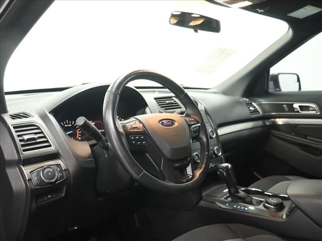 2018 Ford Explorer XLT:D13445