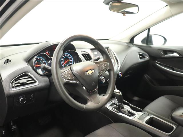 2017 Chevrolet Cruze LT Auto:D13236
