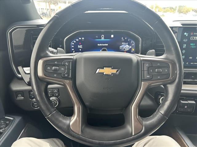 2022 Chevrolet Silverado 1500 High Country:D14091