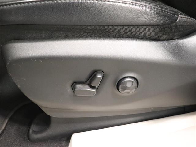 2022 Chrysler Pacifica Touring L:D13319