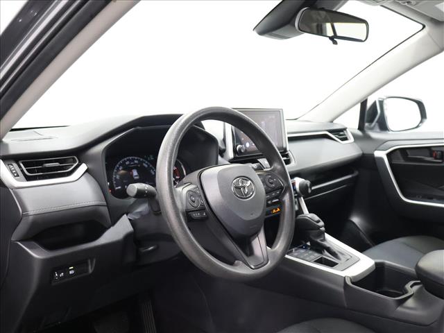2025 Toyota RAV4 LE:D13897