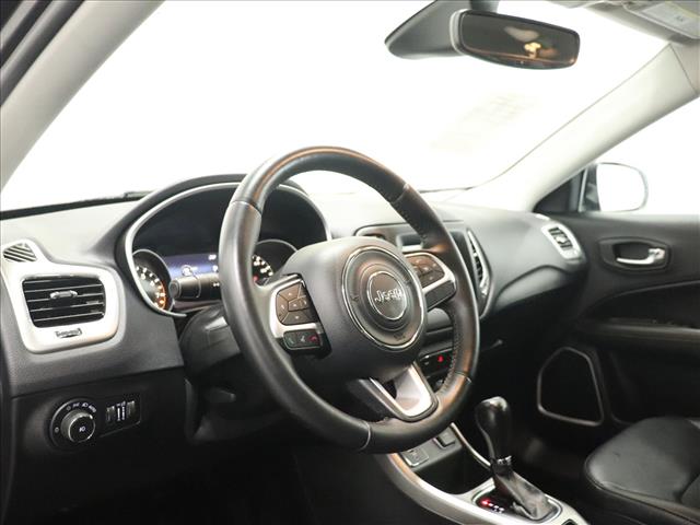 2017 Jeep Compass Latitude:D13511