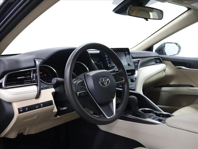 2021 Toyota Camry Hybrid LE:D14031