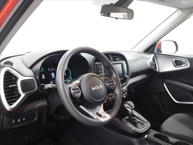 2023 Kia Soul LX:D13760